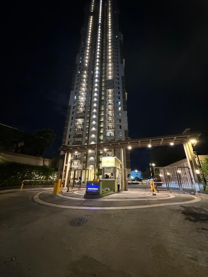 Celandine Residence In Quezon City Caloocan Bagian luar foto