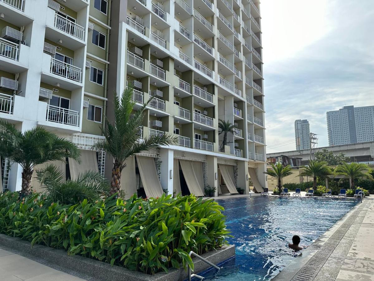 Celandine Residence In Quezon City Caloocan Bagian luar foto