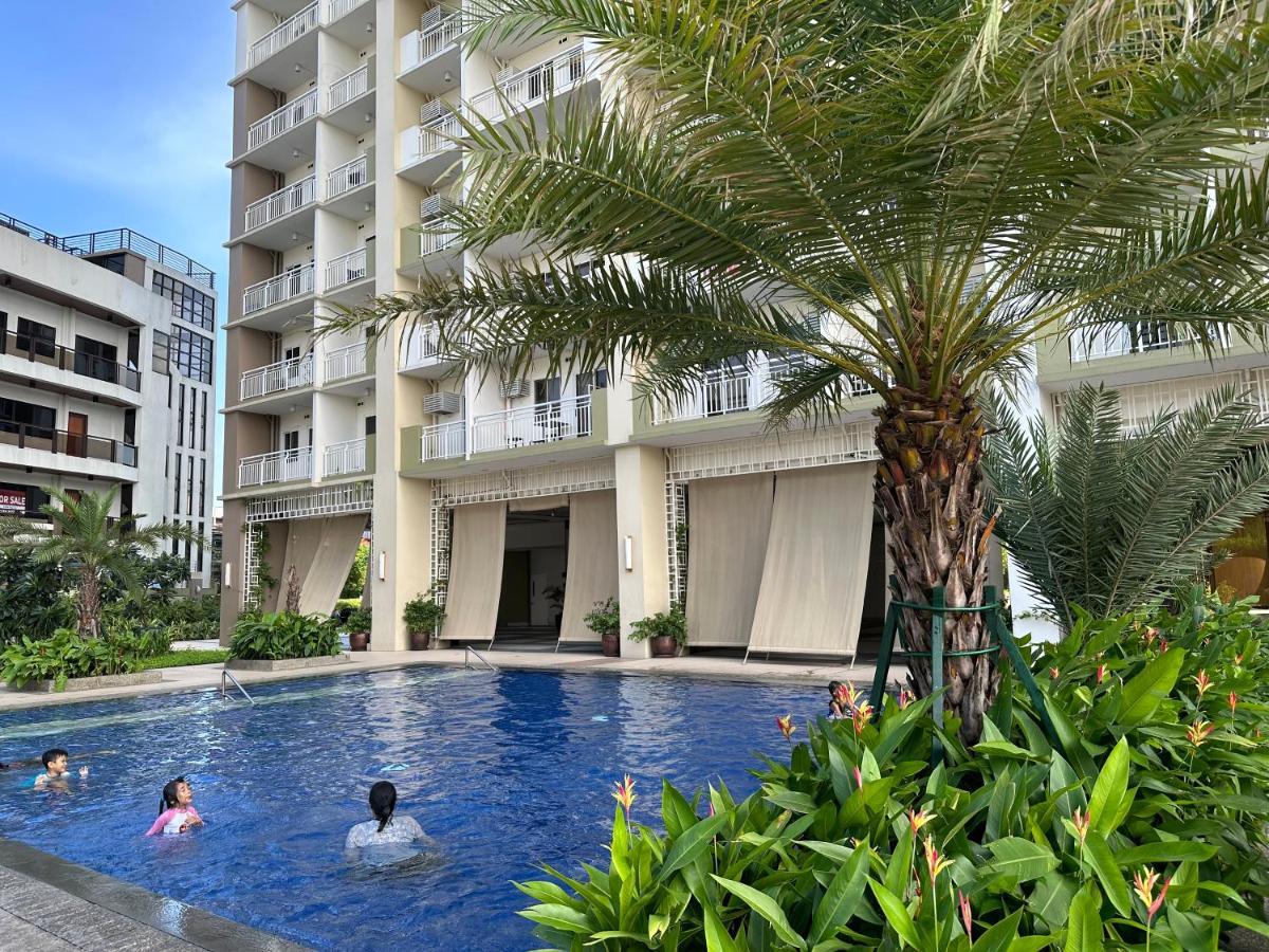 Celandine Residence In Quezon City Caloocan Bagian luar foto
